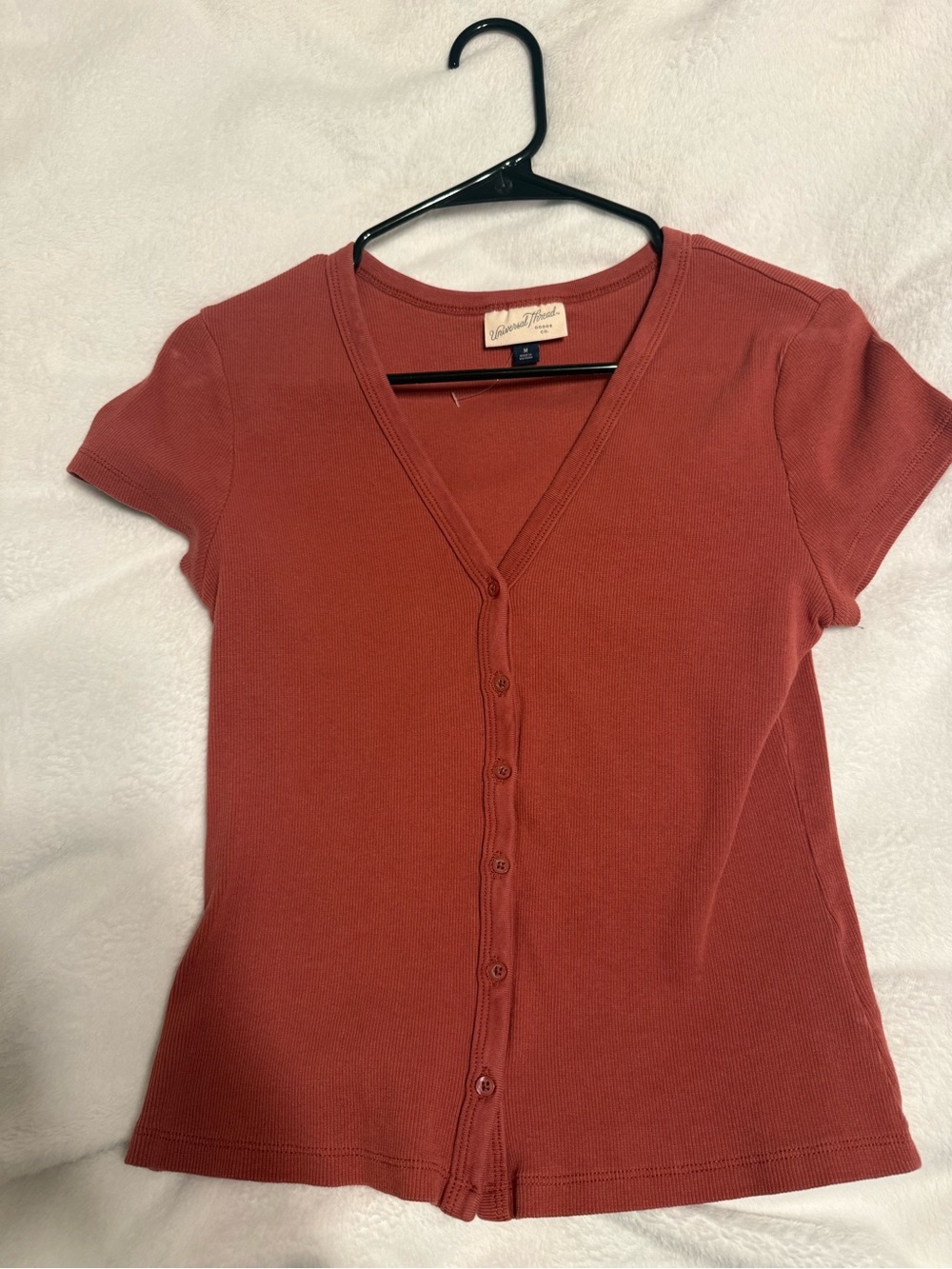 Universal thread top
Size Medium - Picture 2 of 3
